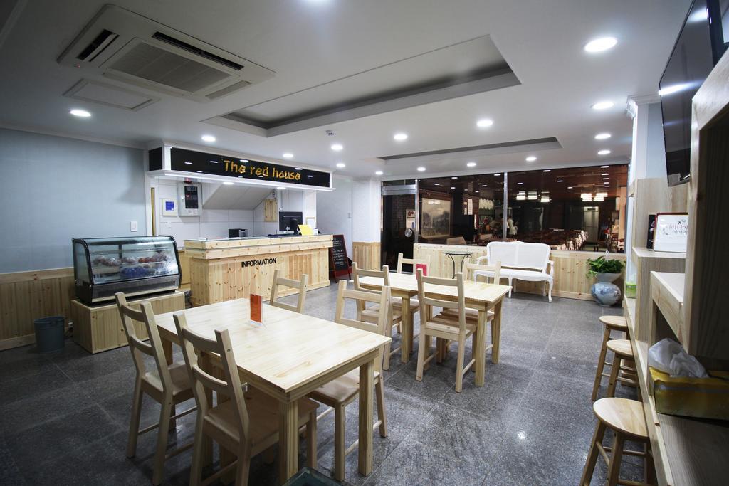 红房子汽车旅馆 束草市 外观 照片